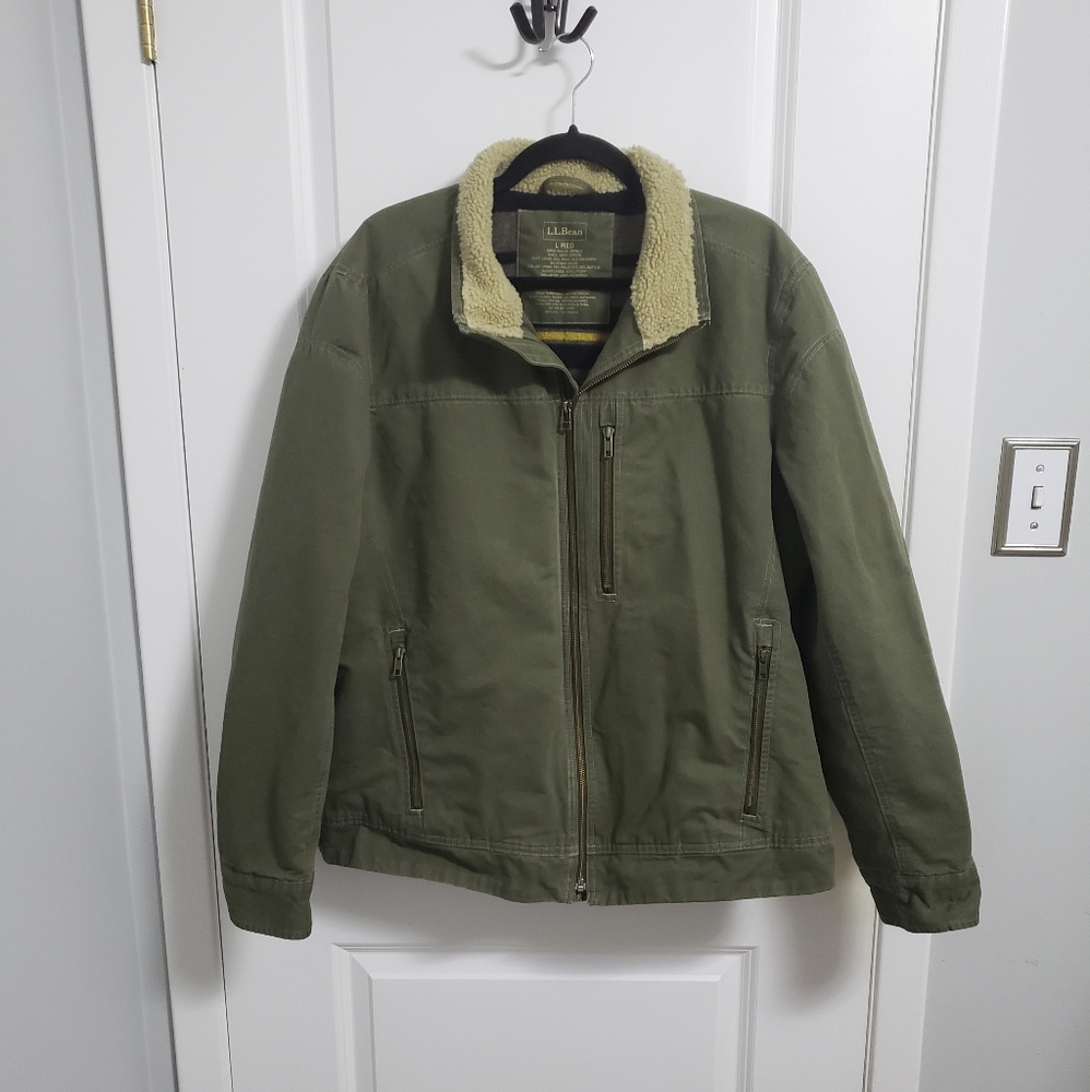 L.L. BEAN VINTAGE Green Wool Lined Field Jacket with Cream Collar